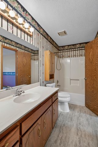 10770 Linwood Forest Drive, Champlin, MN 55316