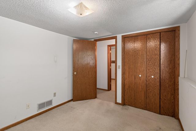10770 Linwood Forest Drive, Champlin, MN 55316
