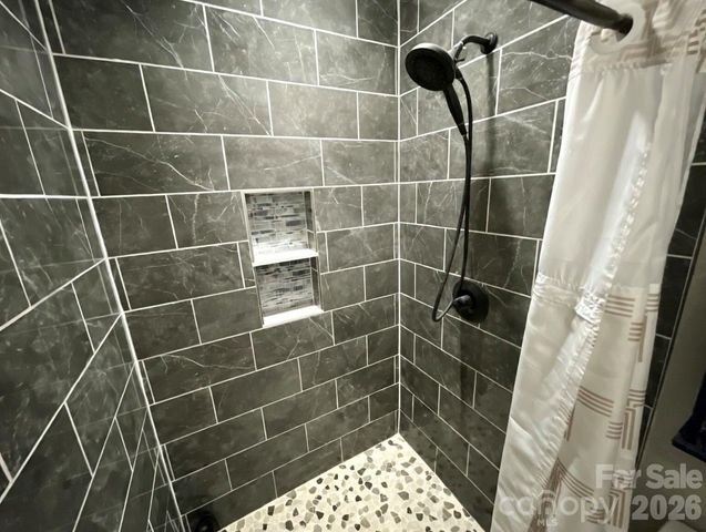 520 Carole Lane, Charlotte, NC 28214
