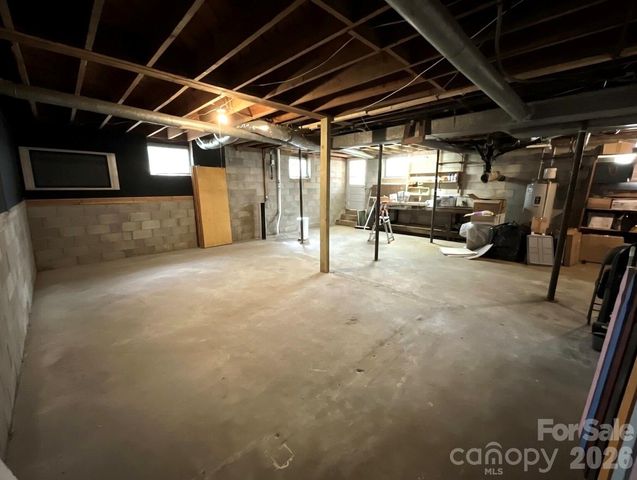 520 Carole Lane, Charlotte, NC 28214