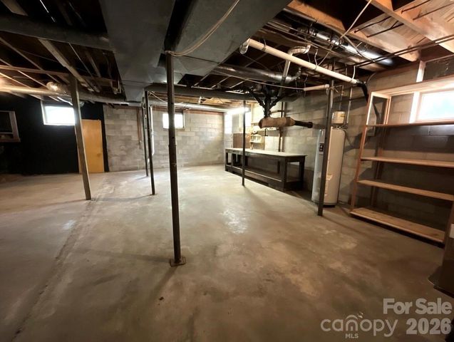 520 Carole Lane, Charlotte, NC 28214