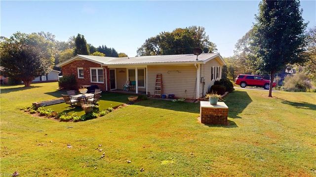 147 Michael Drive, Dobson, NC 27017