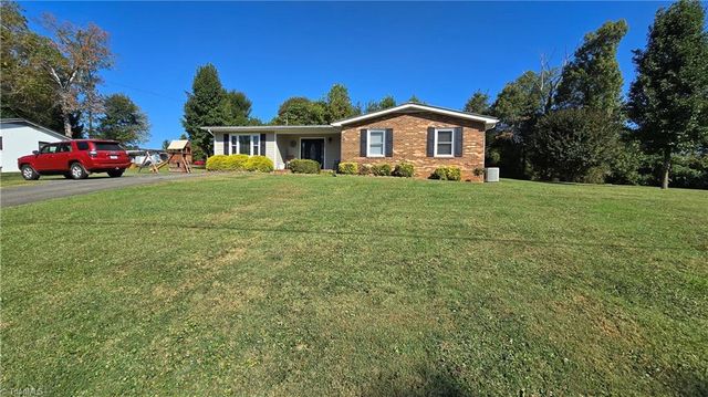147 Michael Drive, Dobson, NC 27017