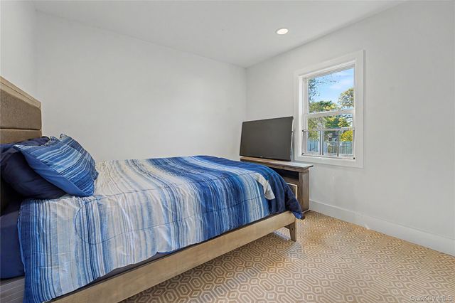 15 Johnson Street, Amityville, NY 11701