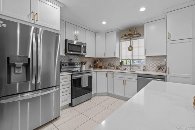 1402 Brentwood Drive, Brewster, NY 10509