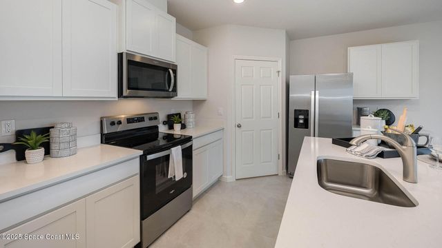 1673 Garabaldi Circle SE, Palm Bay, FL 32909