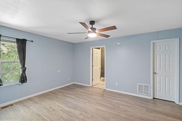 5303 SAPPHIRE CT, Columbia, MO 65202