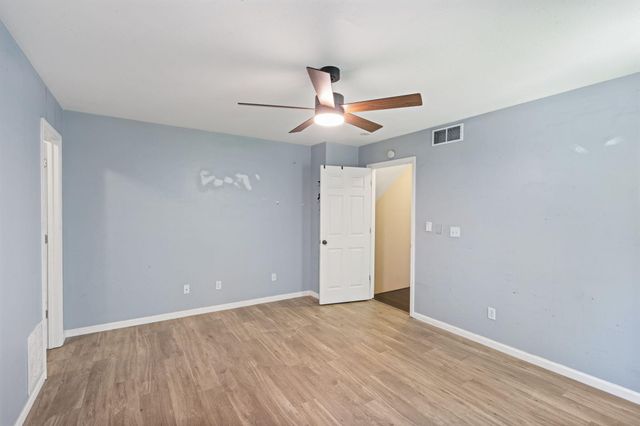 5303 SAPPHIRE CT, Columbia, MO 65202