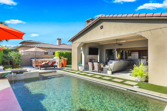 55080 Autumn Valley Court, La Quinta, CA 92253