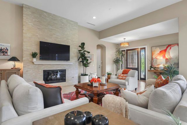 55080 Autumn Valley Court, La Quinta, CA 92253