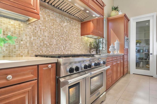 55080 Autumn Valley Court, La Quinta, CA 92253