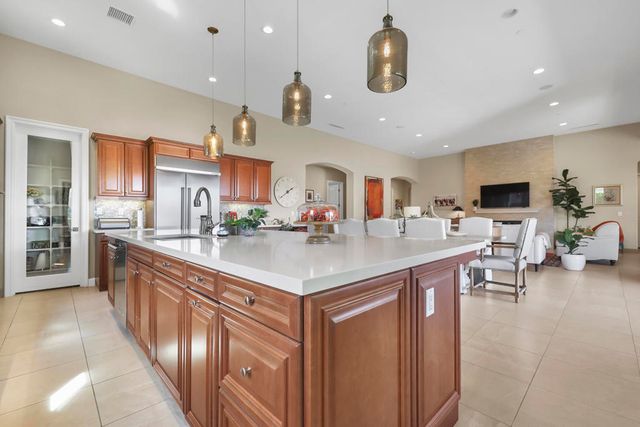 55080 Autumn Valley Court, La Quinta, CA 92253