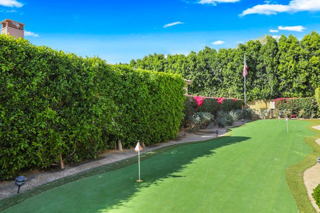 55080 Autumn Valley Court, La Quinta, CA 92253