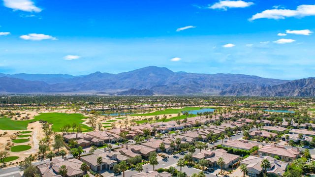 55080 Autumn Valley Court, La Quinta, CA 92253