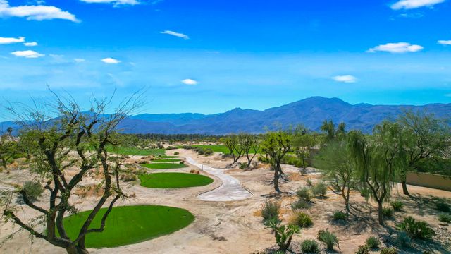 55080 Autumn Valley Court, La Quinta, CA 92253