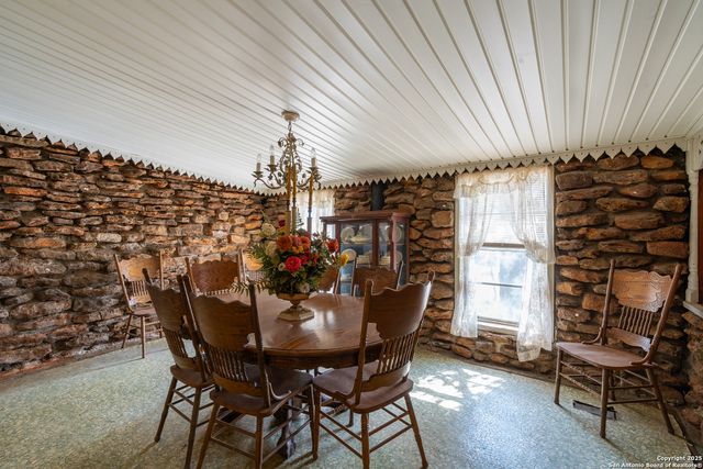 3779 Mule Creek Rd, Harwood, TX 78632