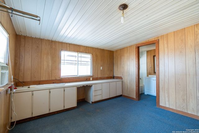 3779 Mule Creek Rd, Harwood, TX 78632