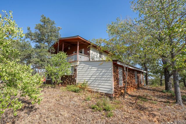 3779 Mule Creek Rd, Harwood, TX 78632