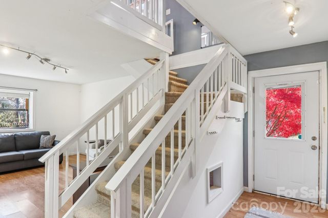 224 Beverly Road, Asheville, NC 28805