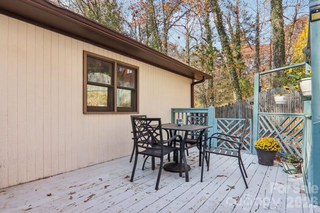 224 Beverly Road, Asheville, NC 28805