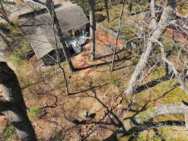 224 Beverly Road, Asheville, NC 28805