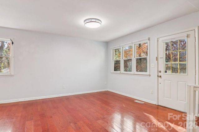 224 Beverly Road, Asheville, NC 28805