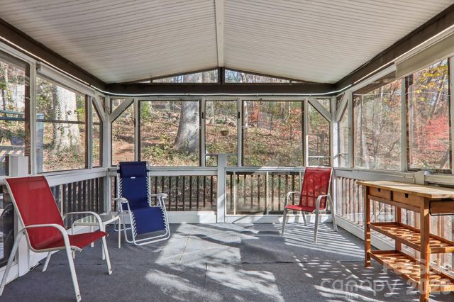 224 Beverly Road, Asheville, NC 28805