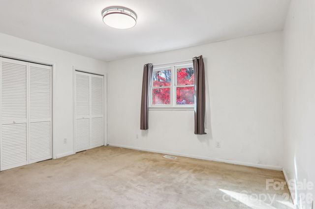 224 Beverly Road, Asheville, NC 28805