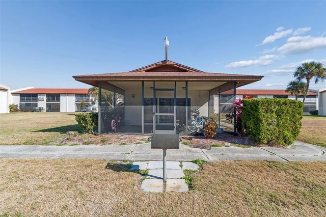 4937 MARINE PARKWAY 105, New Port Richey, FL 34652