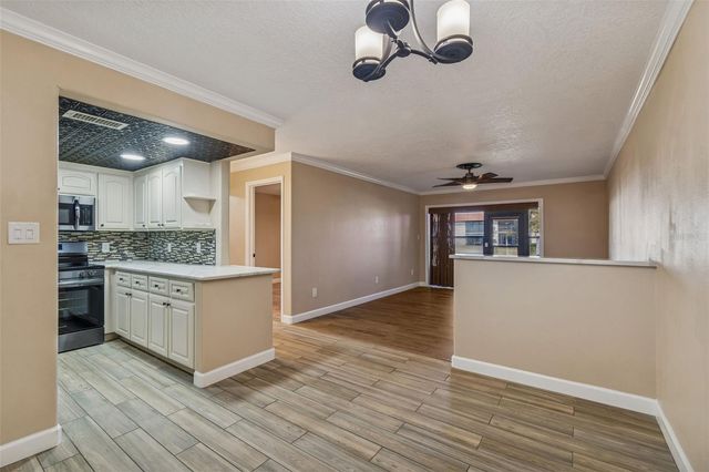 4937 MARINE PARKWAY 105, New Port Richey, FL 34652