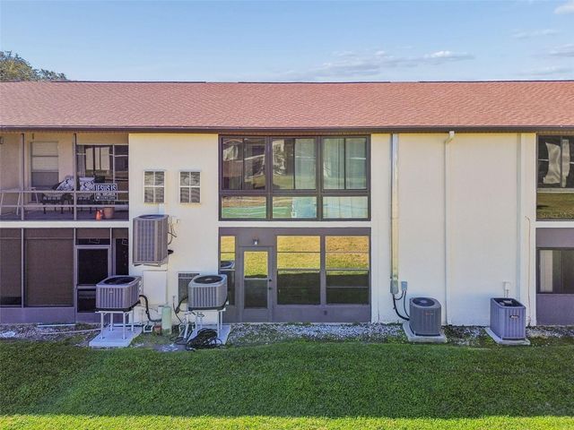 4937 MARINE PARKWAY 105, New Port Richey, FL 34652