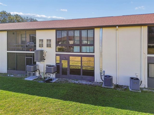 4937 MARINE PARKWAY 105, New Port Richey, FL 34652