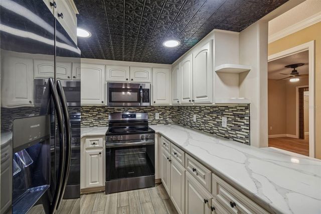 4937 MARINE PARKWAY 105, New Port Richey, FL 34652