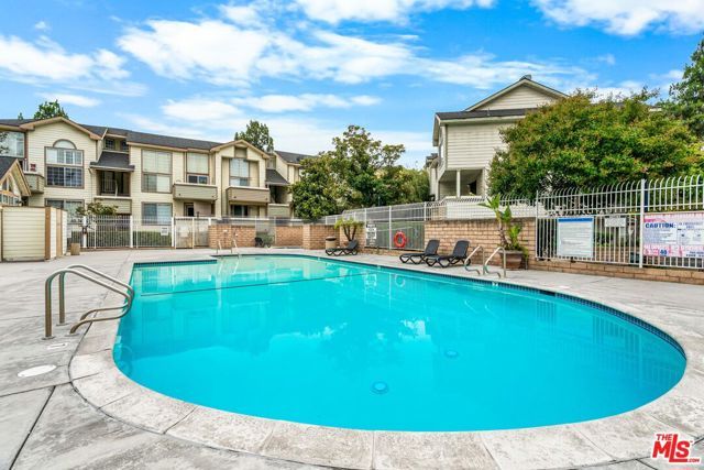 11150 Glenoaks Boulevard 178, Los Angeles, CA 91331