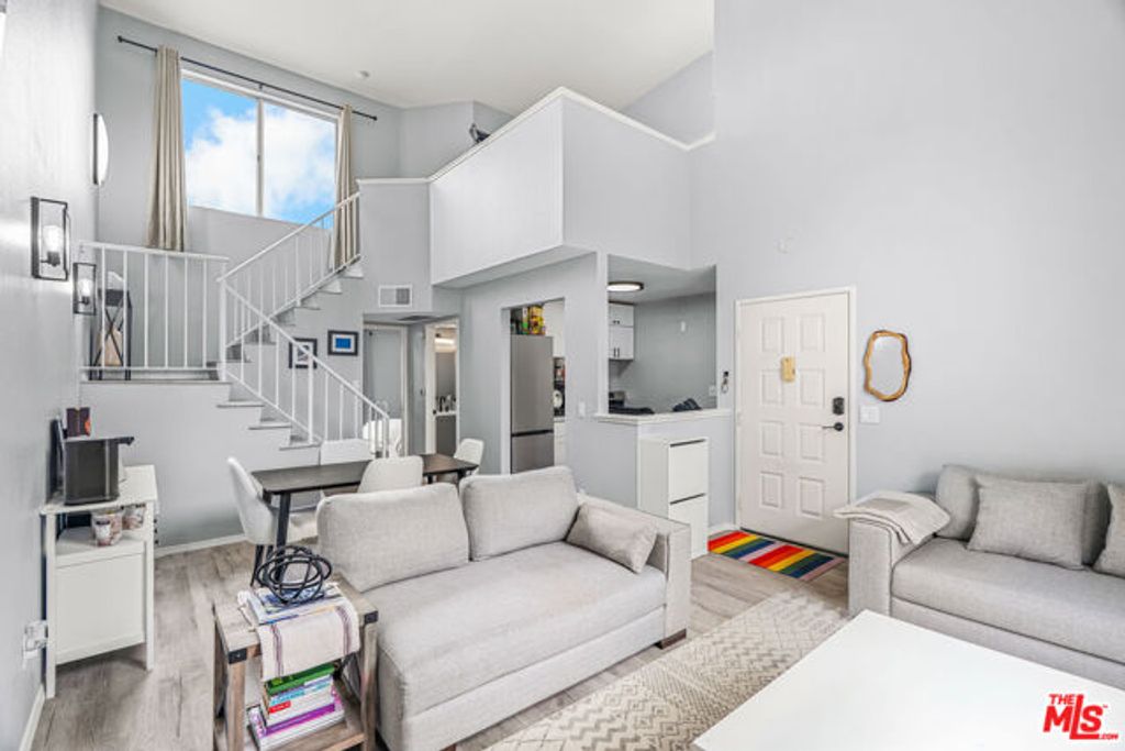 11150 Glenoaks Boulevard 178, Los Angeles, CA 91331