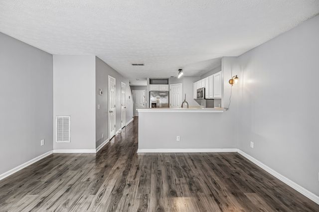 121 Shadow Glen Dr, Nashville, TN 37211