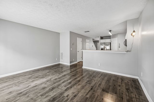 121 Shadow Glen Dr, Nashville, TN 37211