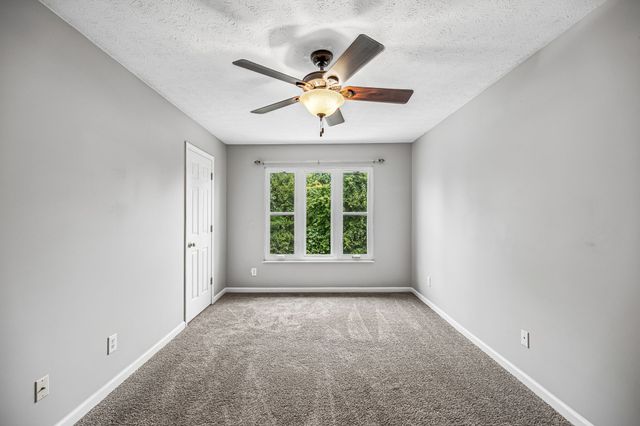 121 Shadow Glen Dr, Nashville, TN 37211