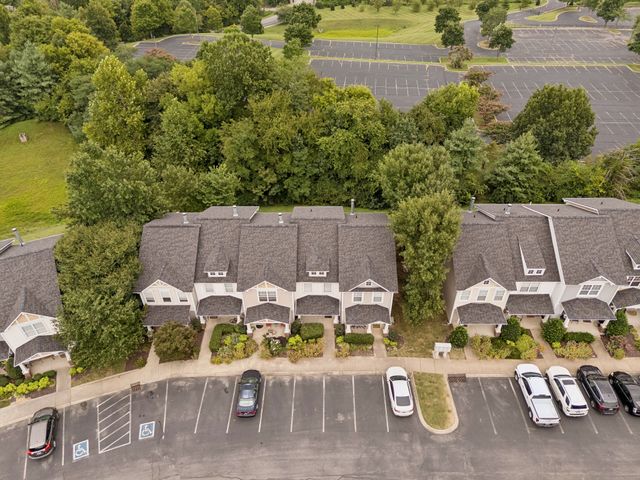 121 Shadow Glen Dr, Nashville, TN 37211