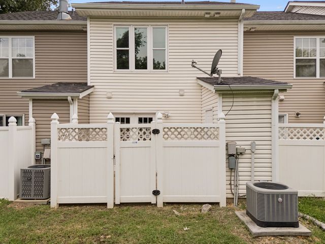 121 Shadow Glen Dr, Nashville, TN 37211
