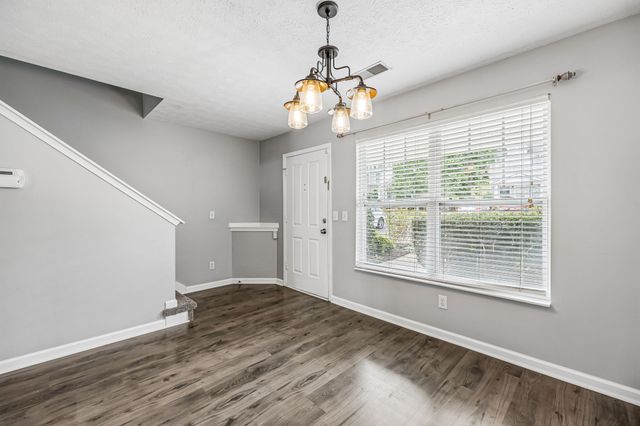 121 Shadow Glen Dr, Nashville, TN 37211