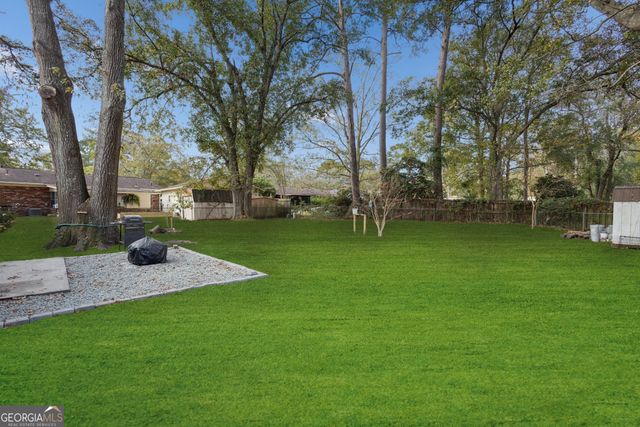 203 Holiday Circle, Savannah, GA 31419