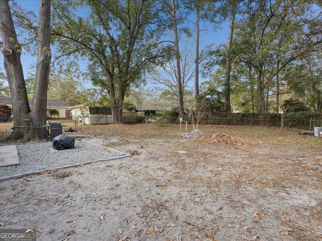 203 Holiday Circle, Savannah, GA 31419