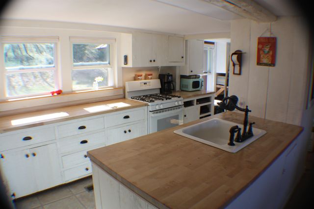 220 New Colony Road, Orange, NH 03741