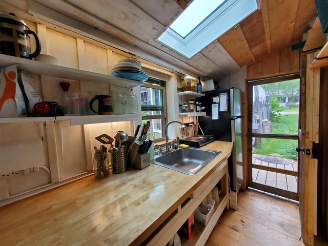 220 New Colony Road, Orange, NH 03741