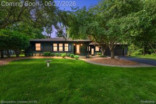 27331 Gardenway Road, Franklin Village, MI 48025