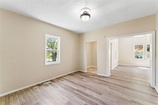 714 Prospect Street, Leavenworth, KS 66048