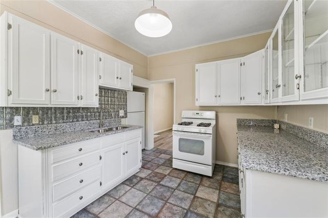 714 Prospect Street, Leavenworth, KS 66048