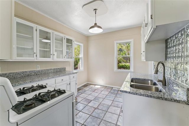 714 Prospect Street, Leavenworth, KS 66048