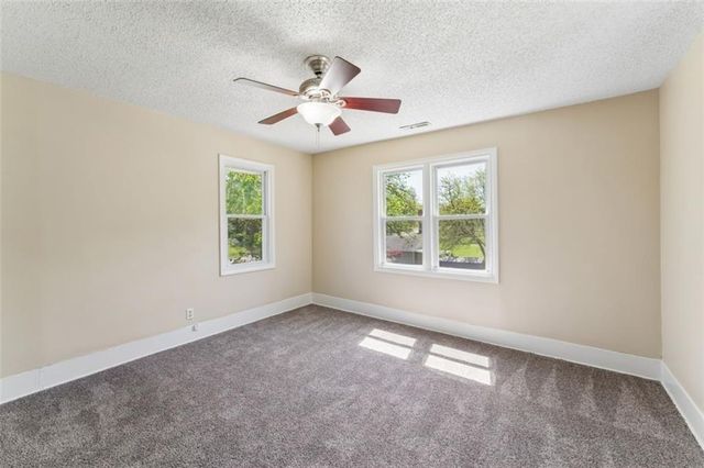 714 Prospect Street, Leavenworth, KS 66048